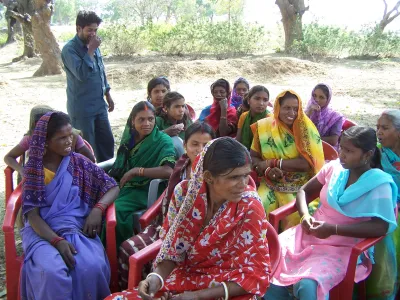  image linking to Digital Empowerment Foundation: Ensuring rural India also has its place in the information society