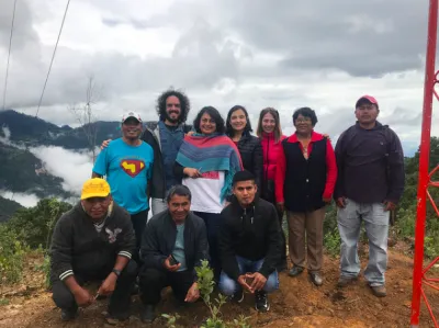 Adriana Labardini Inzunza, Salma Jalife, Peter Bloom and Elisa Castillo pictured with locals who help run the Santiago Nuyoé community network. image linking to What's new on the spectrum? An enlightening journey to discover Santiago Nuyoó's community network