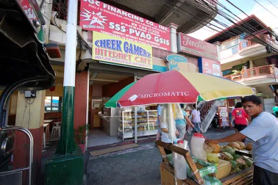  image linking to Why "real men" don't use telecentres in the Philippines