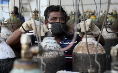 image linking to The digital divide in India: How access to technology and reliable information affects India’s response to the pandemic